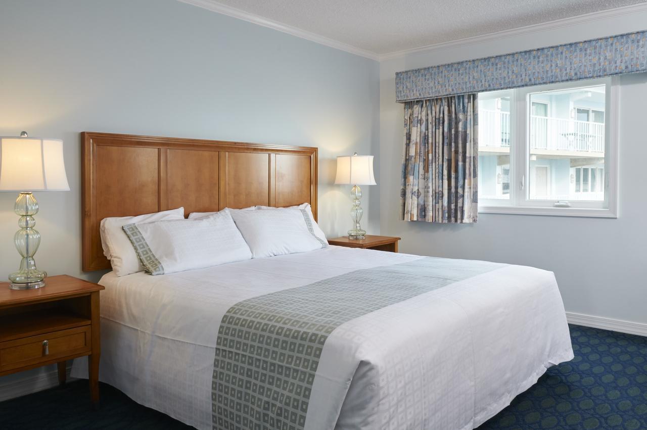 Deluxe Motel Room