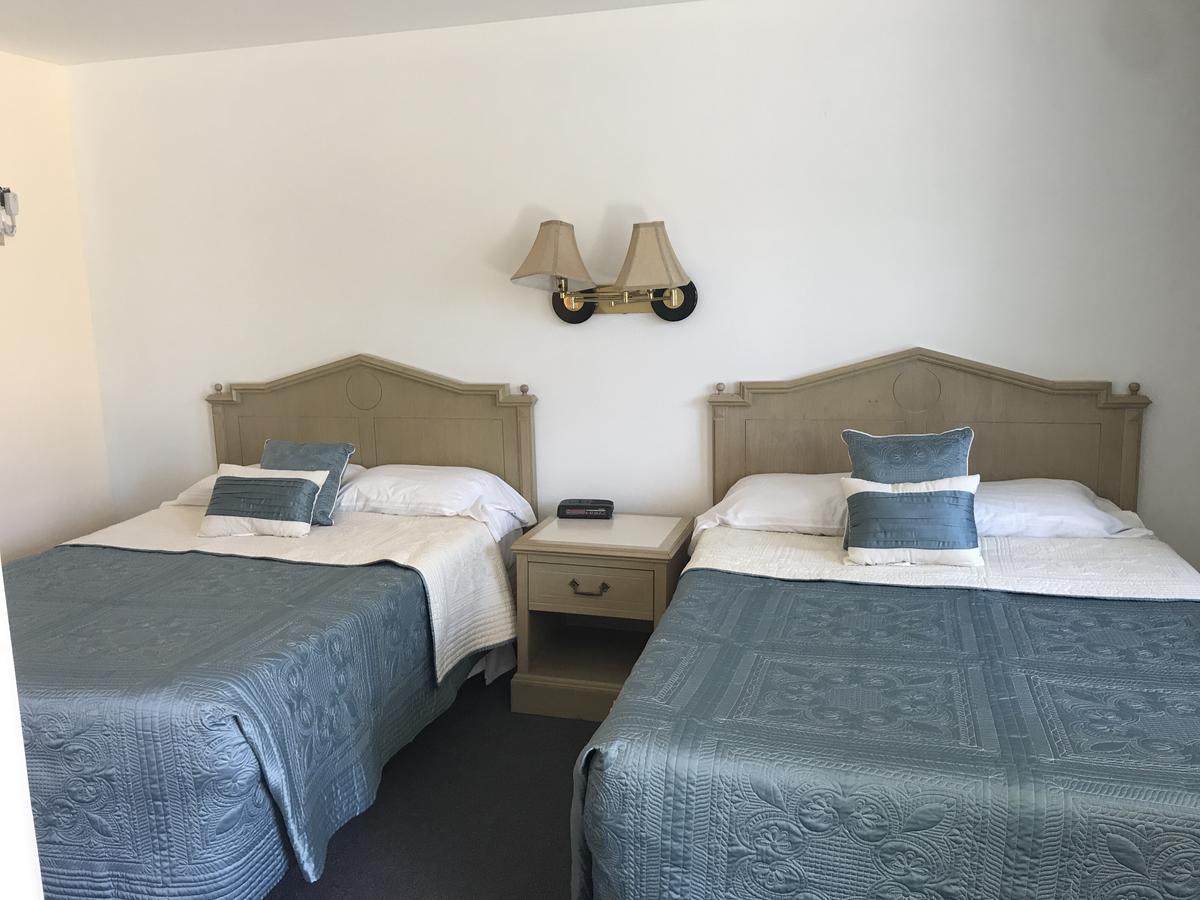 Standard Double Room Two Double Beds
