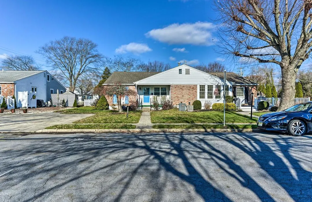 Cozy Cape May Escape Near Beaches And Golfing!-1