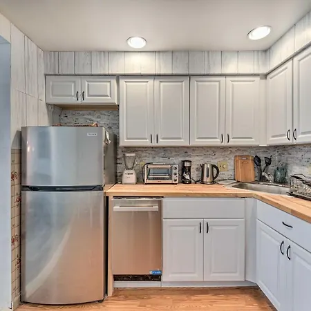 Cozy Cape May Escape Near Beaches And Golfing!-3