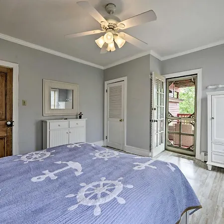Heart Of Cape May Quaint Getaway With Private Deck!-3